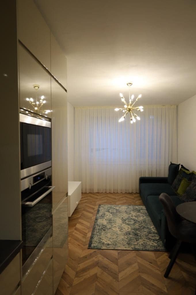 Prenájom bytu 2-izbový 47 m², Kurzova, Praha, Praha Prenájom bytu 2-izbový 47 m², Kurzova, Praha, Praha
