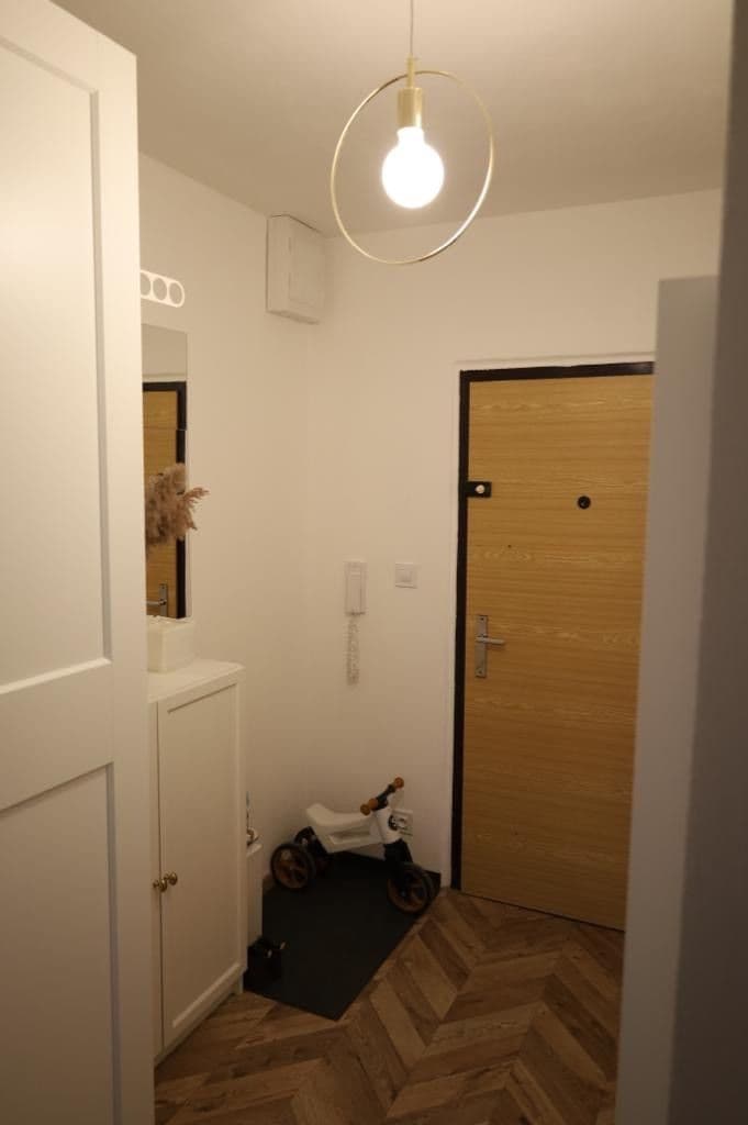 Prenájom bytu 2-izbový 47 m², Kurzova, Praha, Praha Prenájom bytu 2-izbový 47 m², Kurzova, Praha, Praha