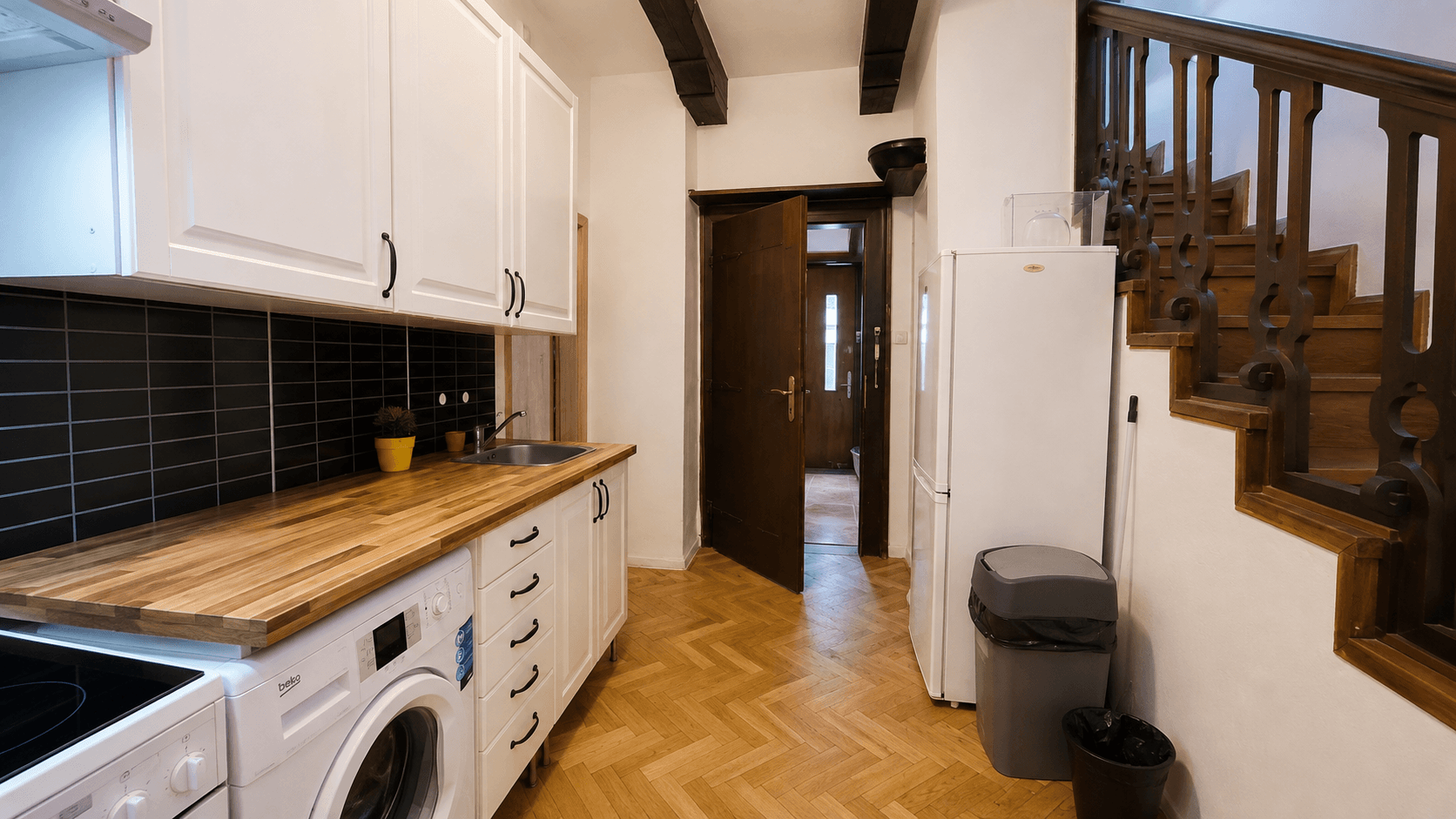 Prenájom bytu 38 m², Filmařská, Praha, Praha Prenájom bytu 38 m², Filmařská, Praha, Praha