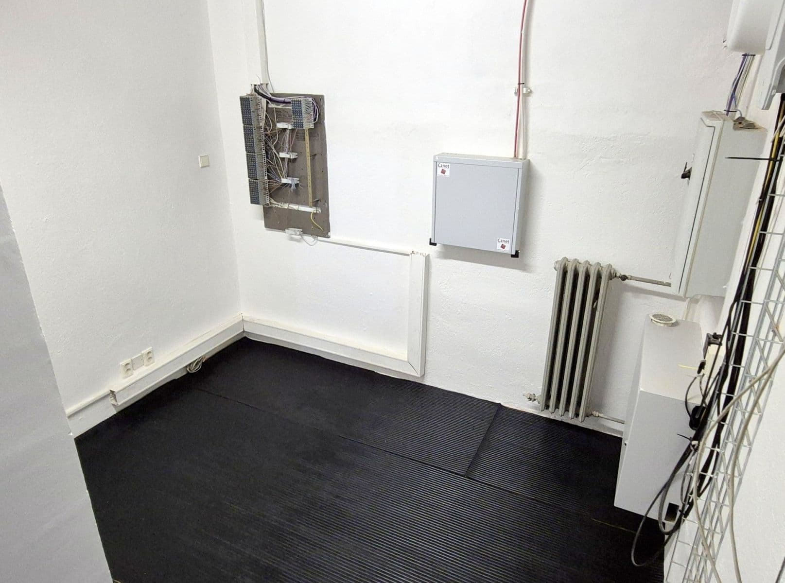 Predaj nebytového priestoru 12 m², Olštýnská, Praha, Praha Predaj nebytového priestoru 12 m², Olštýnská, Praha, Praha