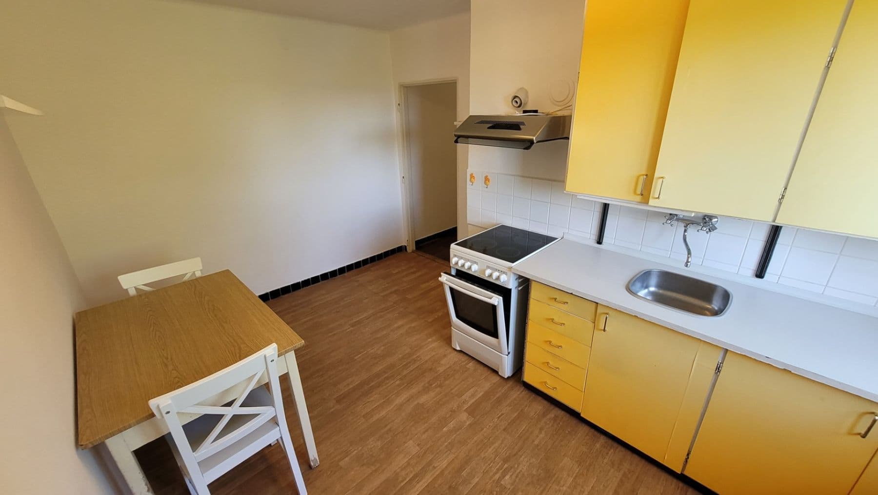 Prenájom bytu 2-izbový 65 m², Příkrá, Zlín, Zlínský kraj Prenájom bytu 2-izbový 65 m², Příkrá, Zlín, Zlínský kraj