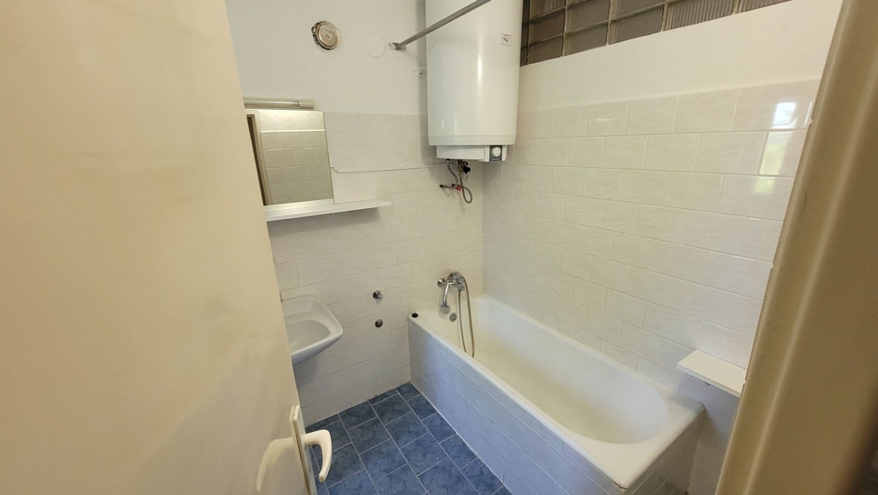 Prenájom bytu 2-izbový 65 m², Příkrá, Zlín, Zlínský kraj Prenájom bytu 2-izbový 65 m², Příkrá, Zlín, Zlínský kraj