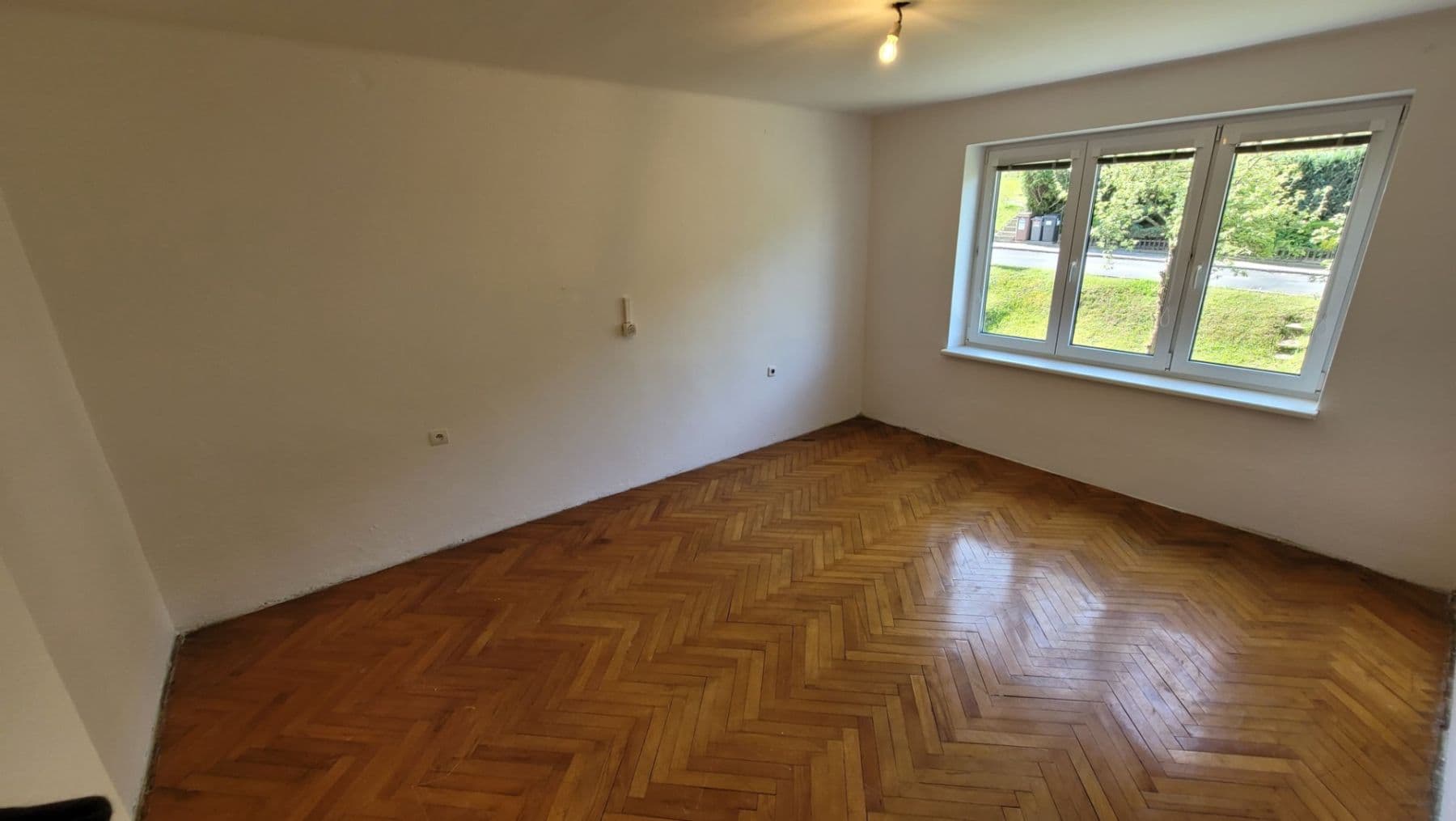 Prenájom bytu 2-izbový 65 m², Příkrá, Zlín, Zlínský kraj Prenájom bytu 2-izbový 65 m², Příkrá, Zlín, Zlínský kraj