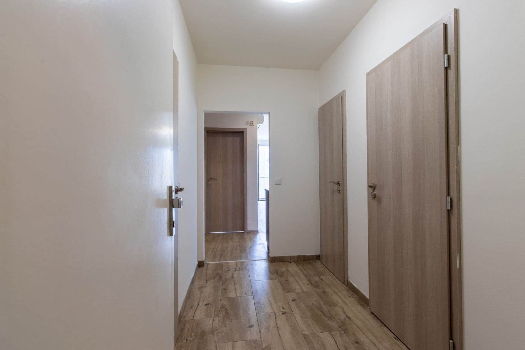 Prenájom bytu 2-izbový 54 m², Chotěšovská, Praha, Praha Prenájom bytu 2-izbový 54 m², Chotěšovská, Praha, Praha