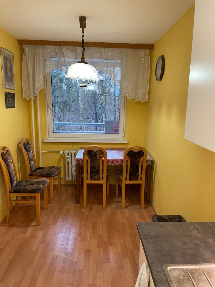 Prenájom bytu 3-izbový 14 m², Hrudičkova, Praha, Praha Prenájom bytu 3-izbový 14 m², Hrudičkova, Praha, Praha