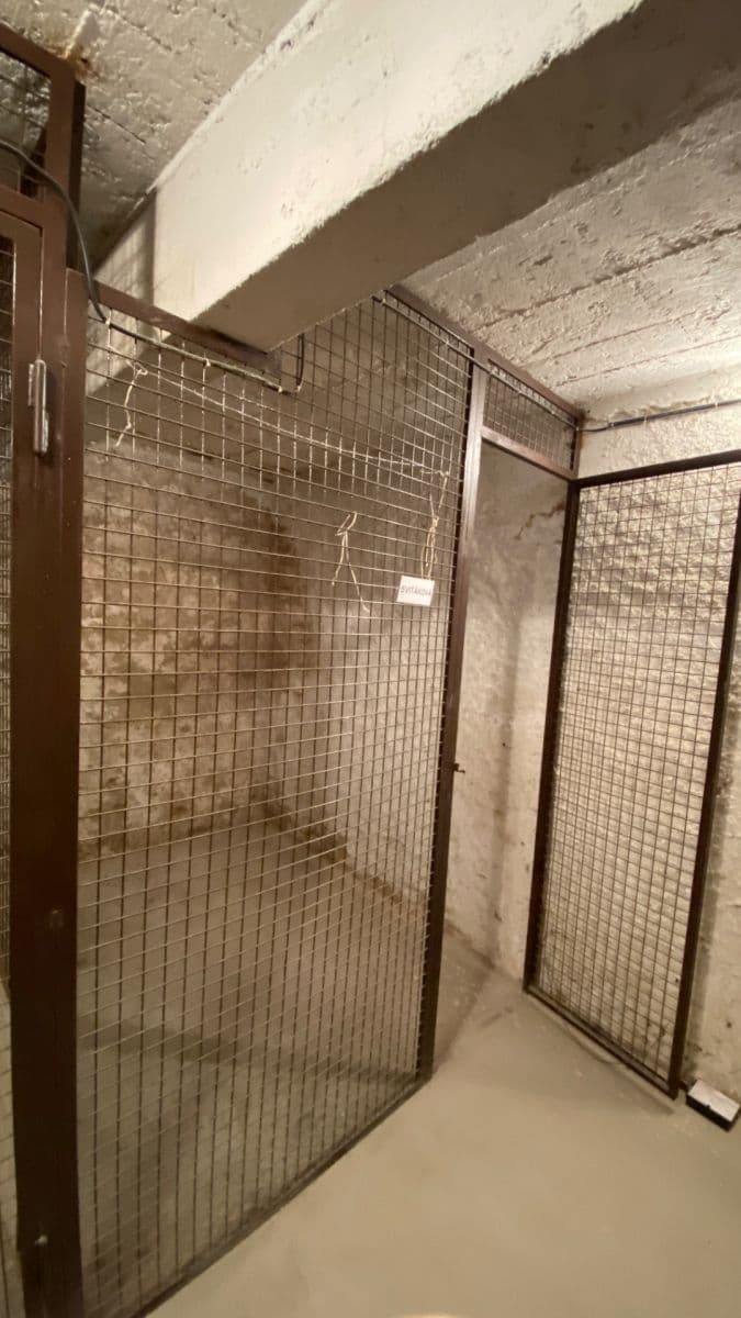 Prenájom bytu 2-izbový 50 m², Komunardů, Praha, Praha Prenájom bytu 2-izbový 50 m², Komunardů, Praha, Praha