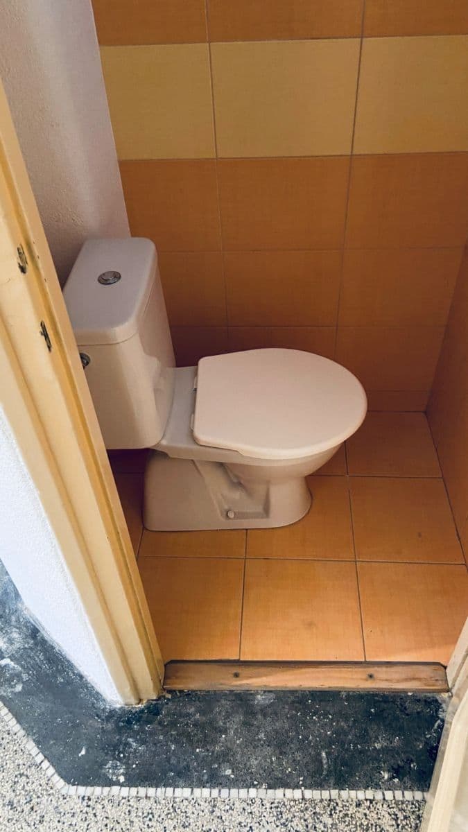 Prenájom bytu 2-izbový 50 m², Komunardů, Praha, Praha Prenájom bytu 2-izbový 50 m², Komunardů, Praha, Praha