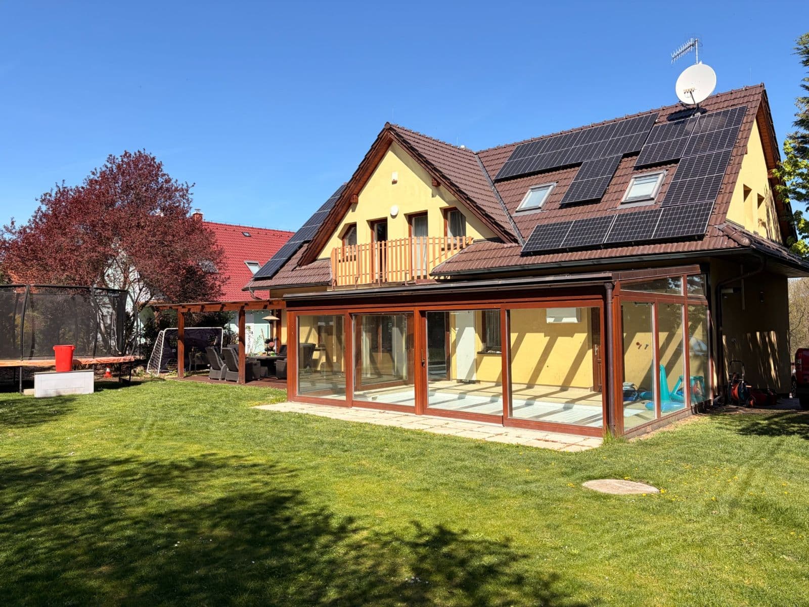 Prenájom domu 300 m², pozemek 1.400 m², Pod Ovčínem, Praha, Praha Prenájom domu 300 m², pozemek 1.400 m², Pod Ovčínem, Praha, Praha