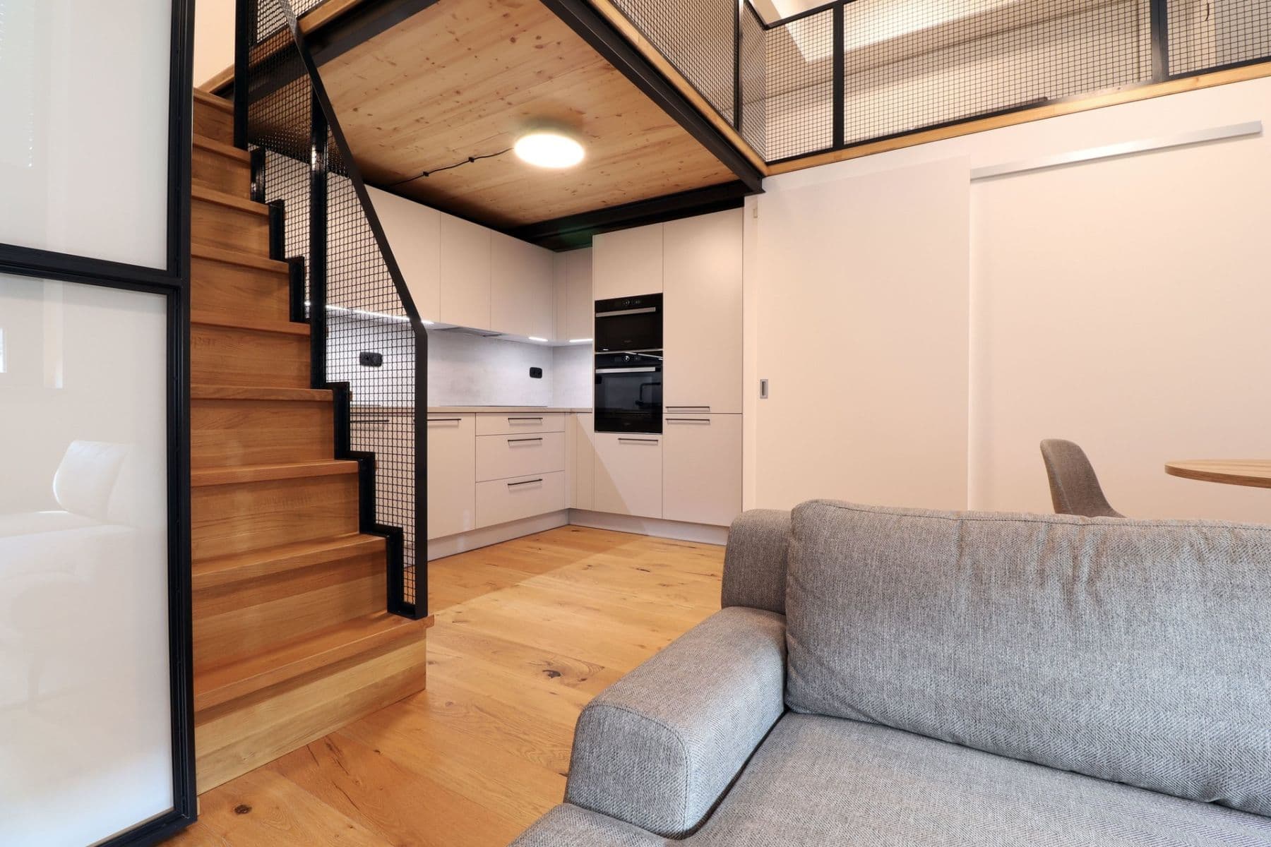 Prenájom bytu 2-izbový 55 m², Naskové, Praha, Praha Prenájom bytu 2-izbový 55 m², Naskové, Praha, Praha