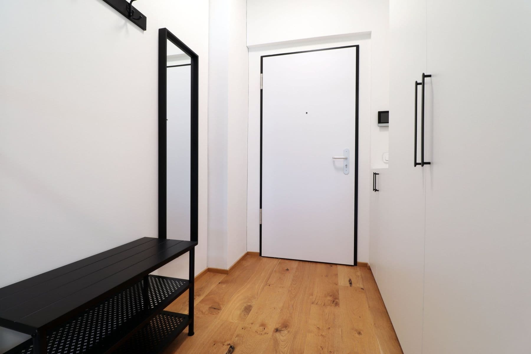 Prenájom bytu 2-izbový 55 m², Naskové, Praha, Praha Prenájom bytu 2-izbový 55 m², Naskové, Praha, Praha