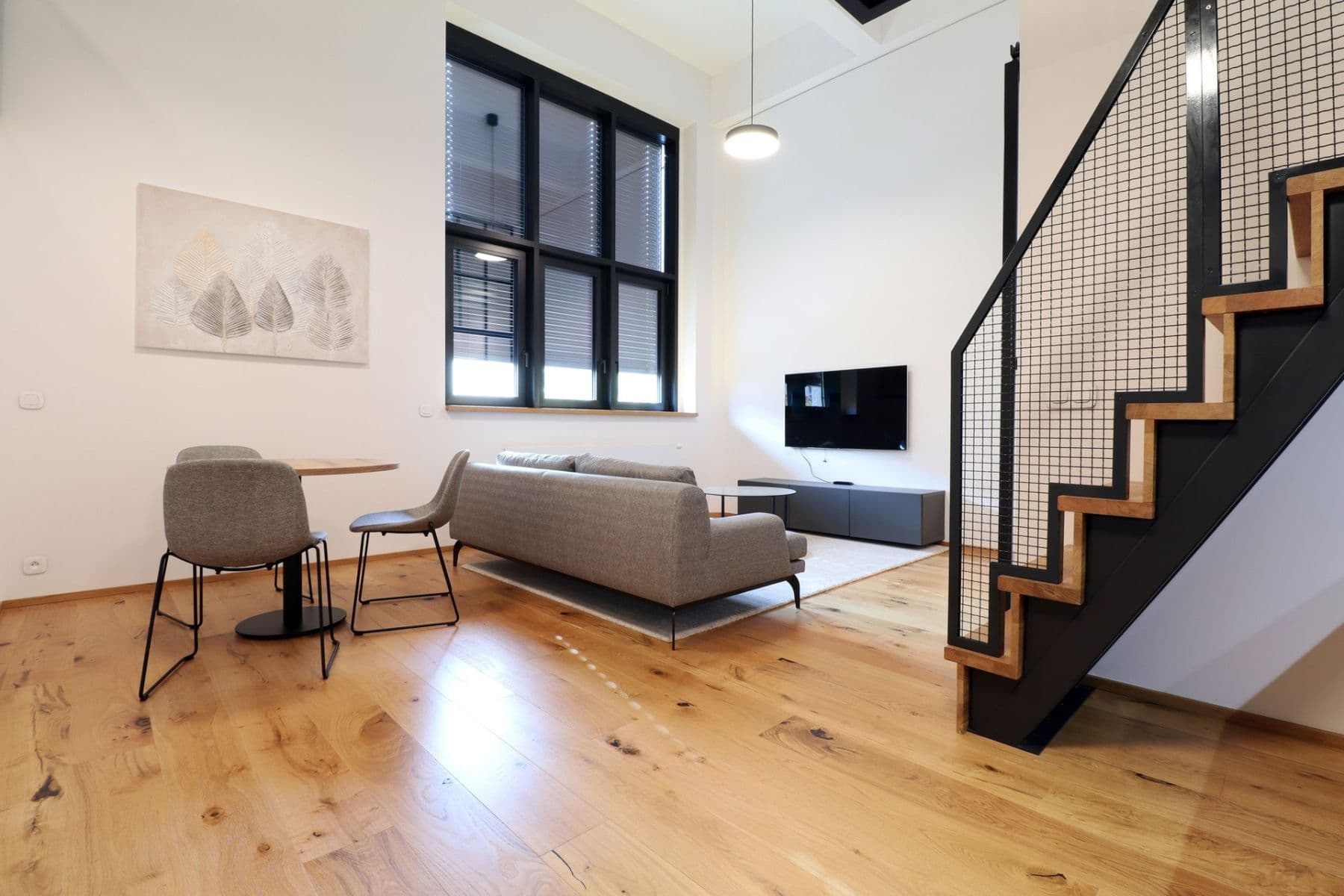 Prenájom bytu 2-izbový 55 m², Naskové, Praha, Praha Prenájom bytu 2-izbový 55 m², Naskové, Praha, Praha