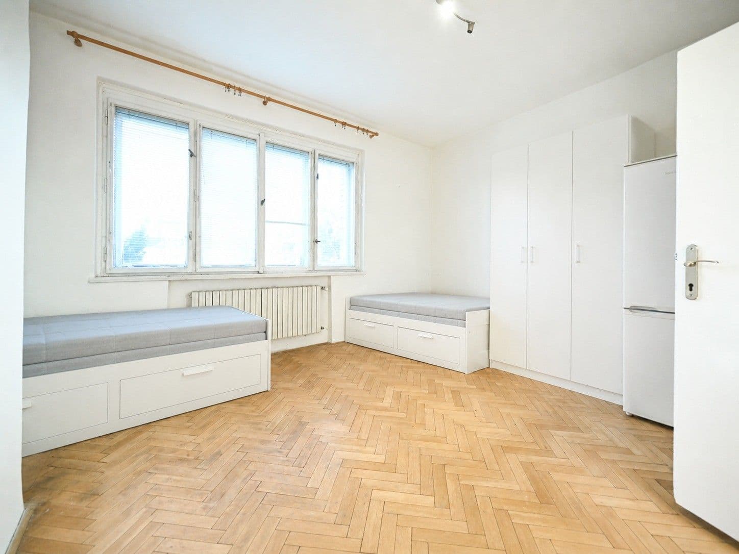 Prenájom domu 40 m², pozemek 2.000 m², Filmařská, Praha, Praha Prenájom domu 40 m², pozemek 2.000 m², Filmařská, Praha, Praha
