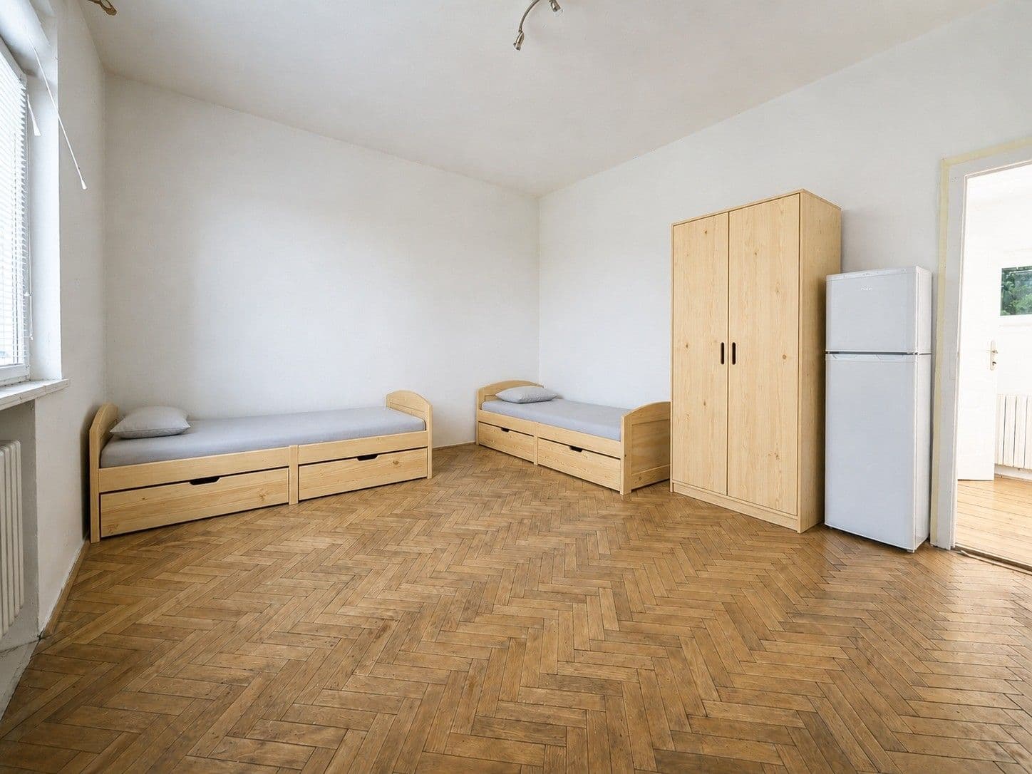 Prenájom domu 40 m², pozemek 2.000 m², Filmařská, Praha, Praha Prenájom domu 40 m², pozemek 2.000 m², Filmařská, Praha, Praha