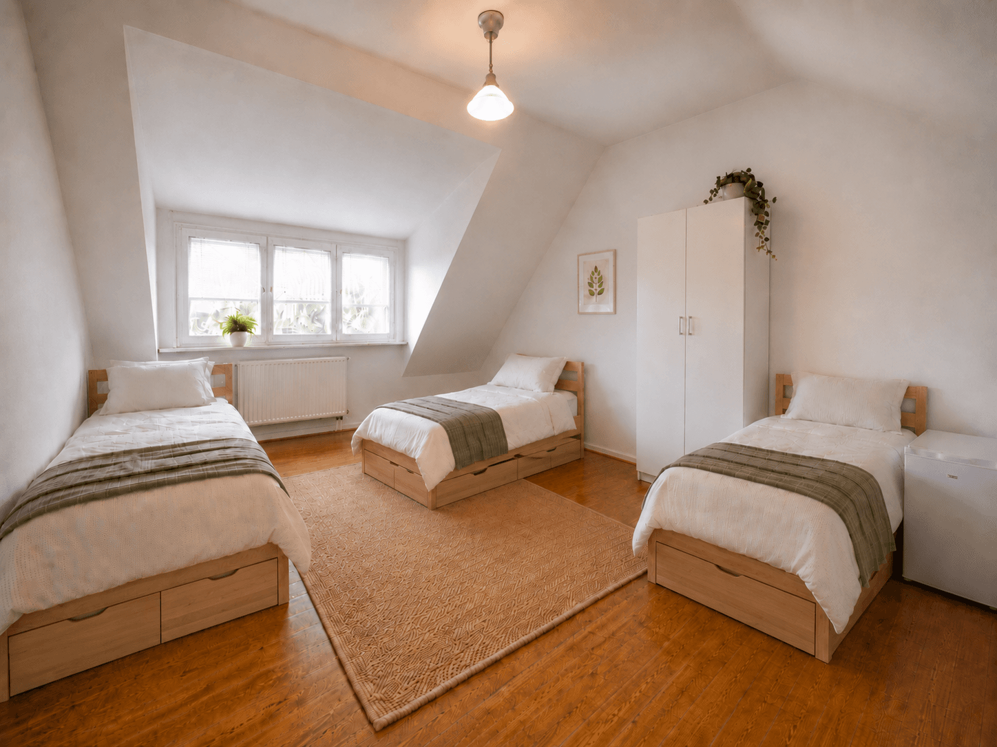Prenájom domu 40 m², pozemek 2.000 m², Filmařská, Praha, Praha Prenájom domu 40 m², pozemek 2.000 m², Filmařská, Praha, Praha
