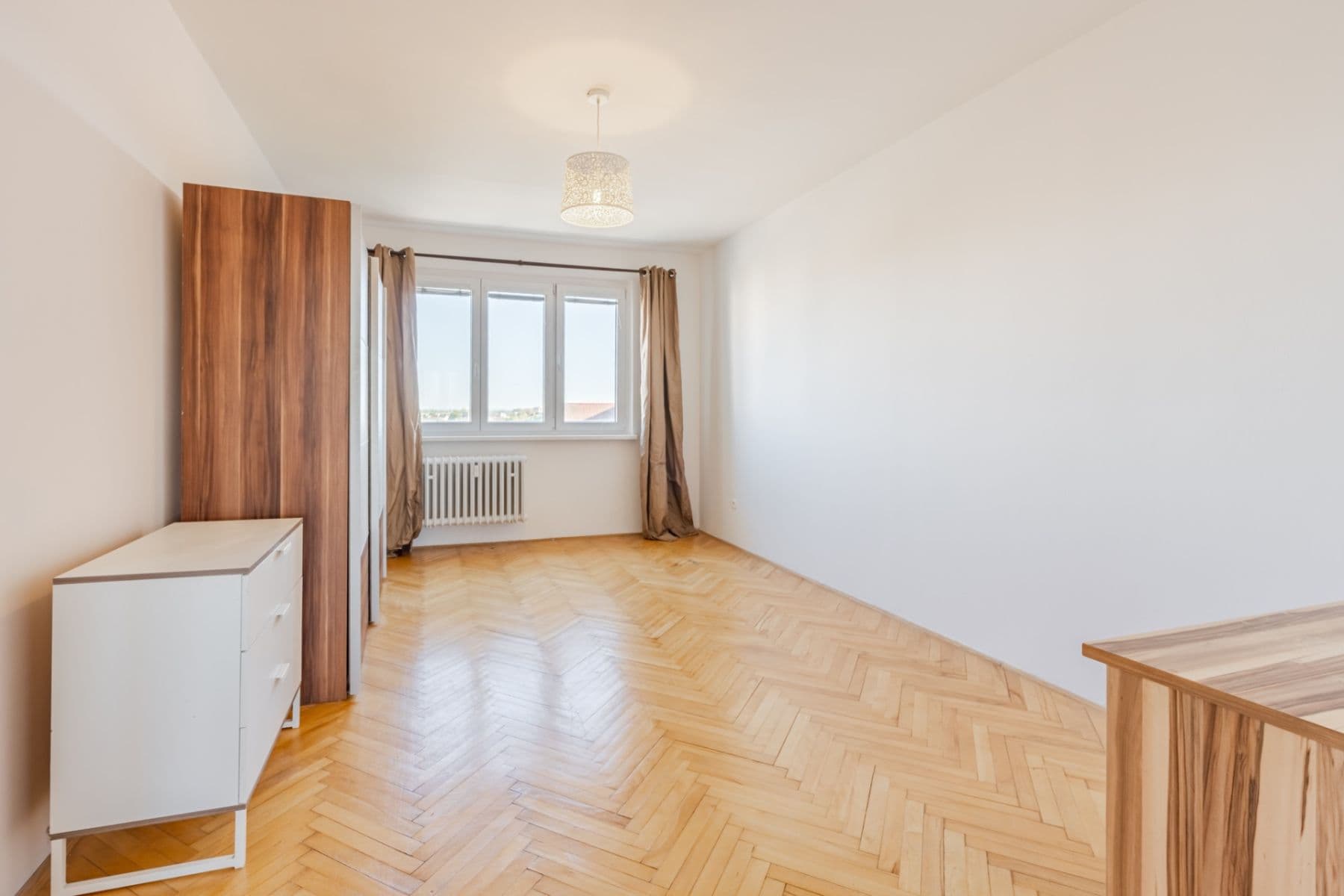 Predaj bytu 3-izbový 76 m², Jungmannova, Olomouc, Olomoucký kraj Predaj bytu 3-izbový 76 m², Jungmannova, Olomouc, Olomoucký kraj