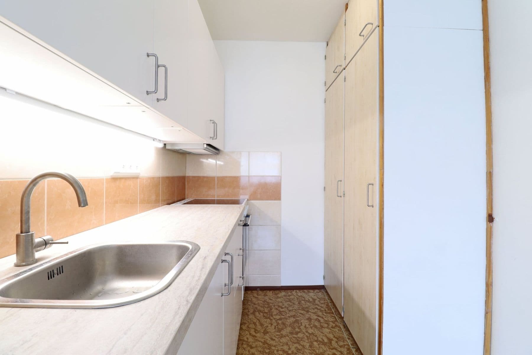 Prenájom bytu 2-izbový 43 m², Přecechtělova, Praha, Praha Prenájom bytu 2-izbový 43 m², Přecechtělova, Praha, Praha