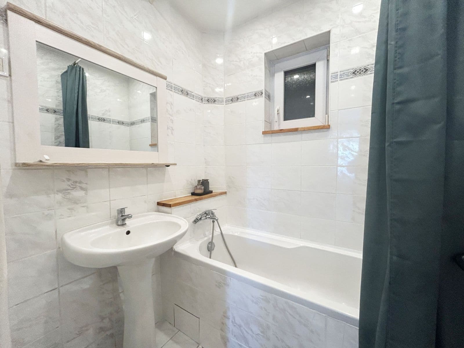 Prenájom bytu 2-izbový 47 m², Jihlavská, Praha, Praha Prenájom bytu 2-izbový 47 m², Jihlavská, Praha, Praha