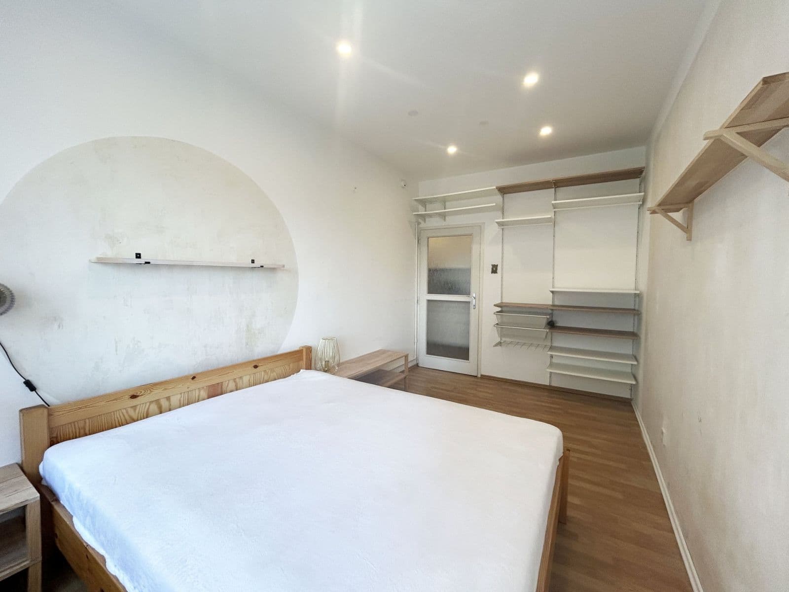 Prenájom bytu 2-izbový 47 m², Jihlavská, Praha, Praha Prenájom bytu 2-izbový 47 m², Jihlavská, Praha, Praha