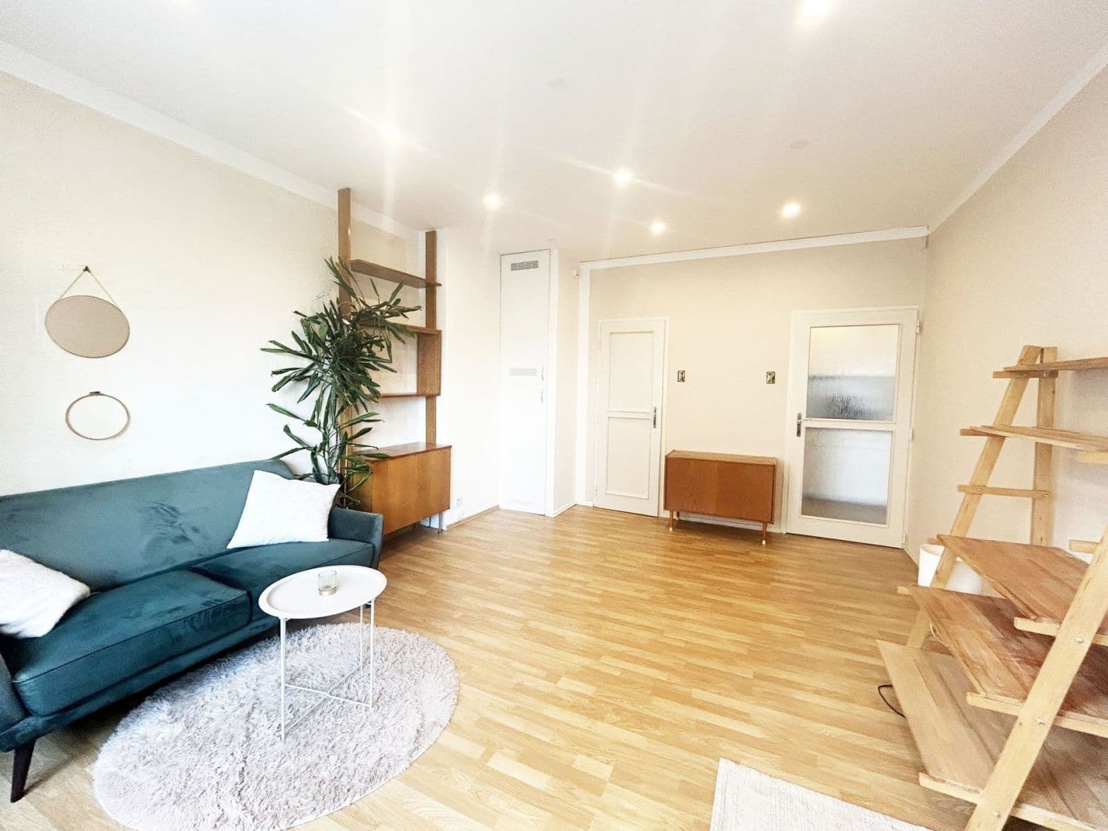 Prenájom bytu 2-izbový 47 m², Jihlavská, Praha, Praha Prenájom bytu 2-izbový 47 m², Jihlavská, Praha, Praha