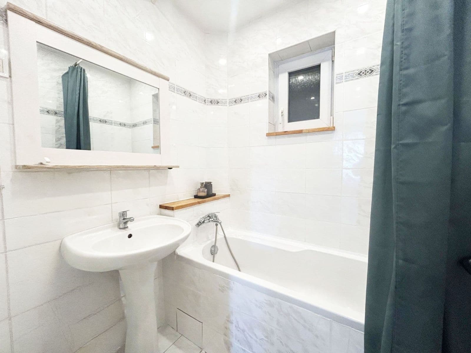 Prenájom bytu 2-izbový 47 m², Jihlavská, Praha, Praha Prenájom bytu 2-izbový 47 m², Jihlavská, Praha, Praha