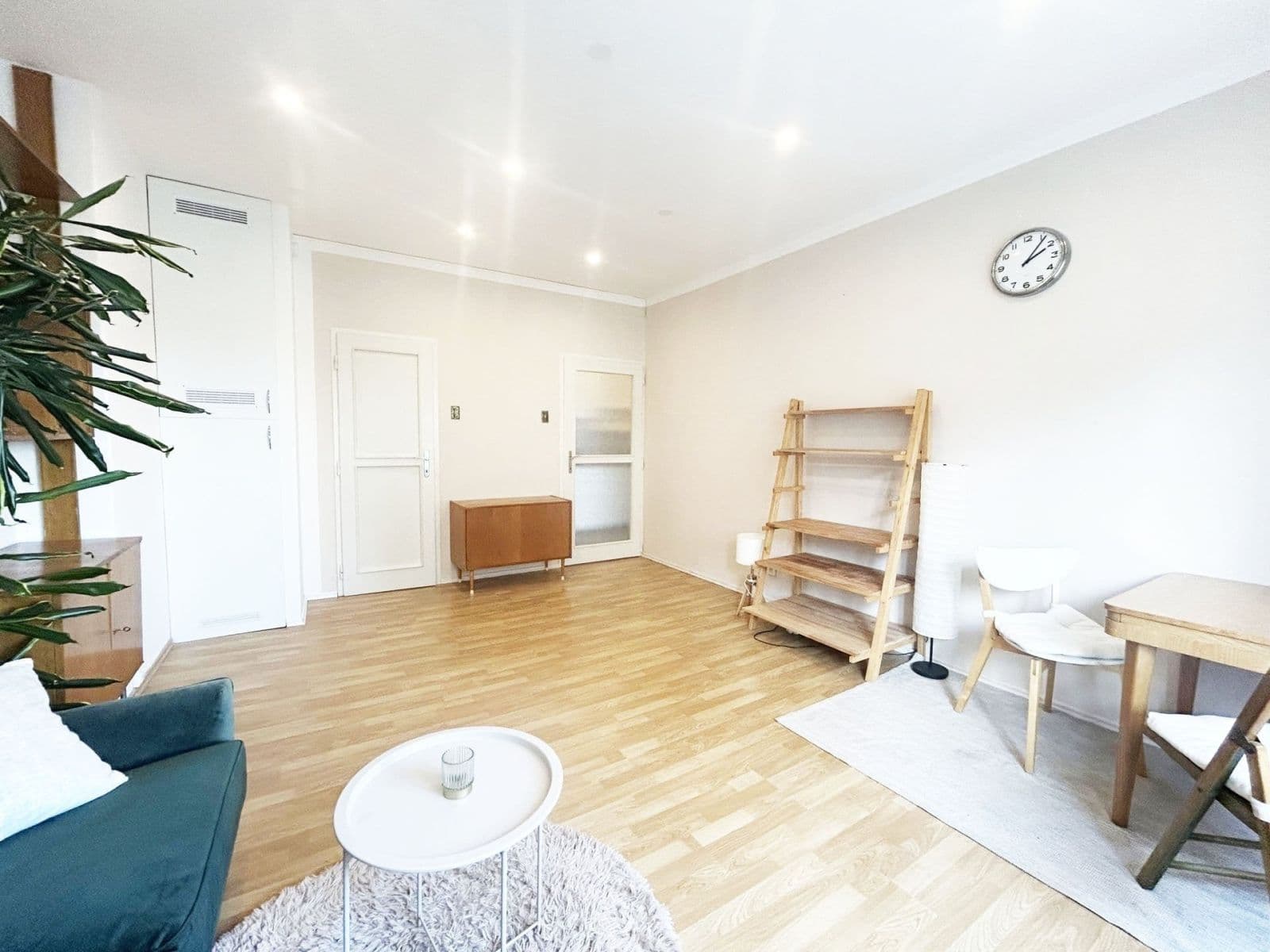 Prenájom bytu 2-izbový 47 m², Jihlavská, Praha, Praha Prenájom bytu 2-izbový 47 m², Jihlavská, Praha, Praha