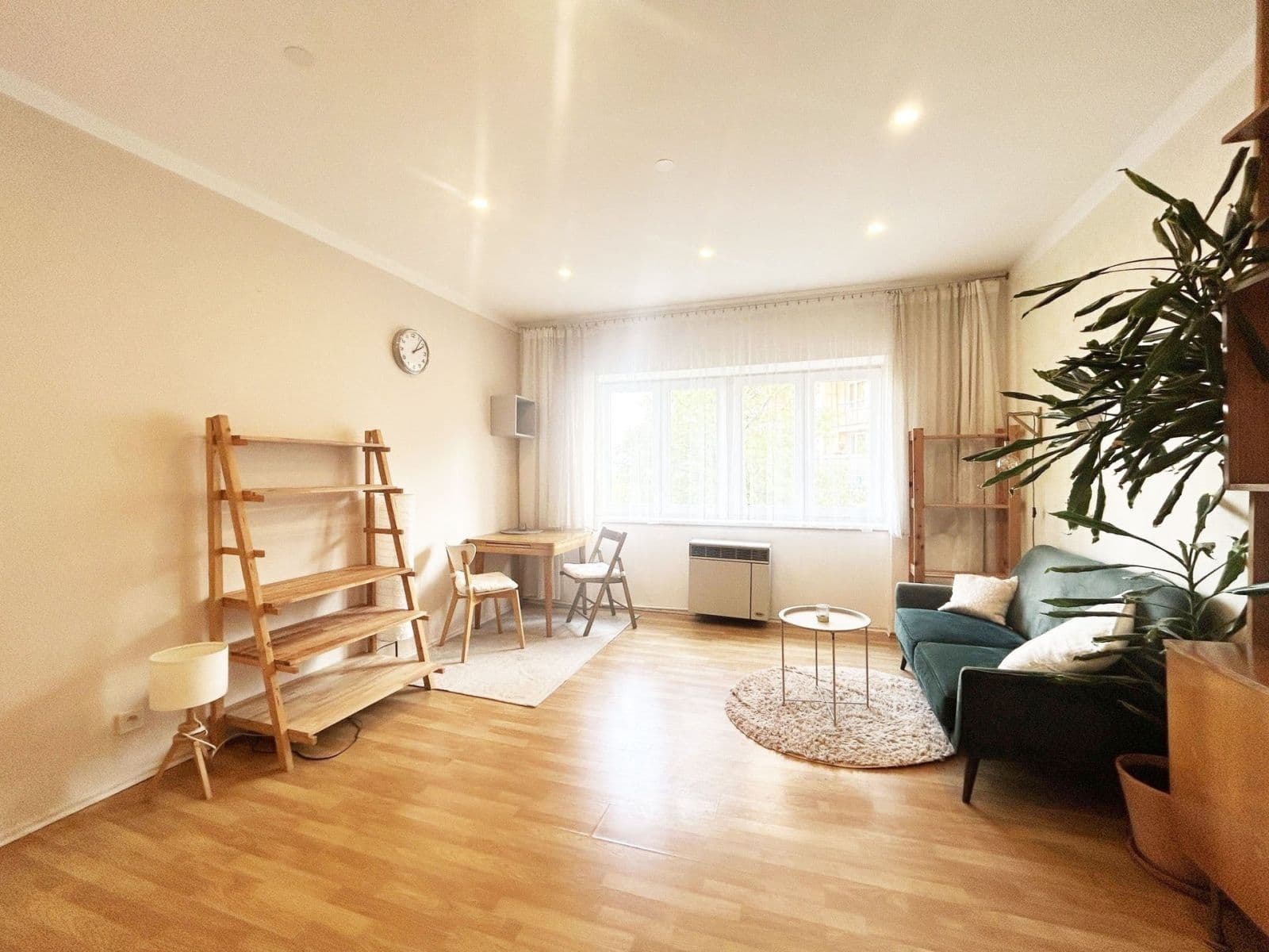 Prenájom bytu 2-izbový 47 m², Jihlavská, Praha, Praha Prenájom bytu 2-izbový 47 m², Jihlavská, Praha, Praha