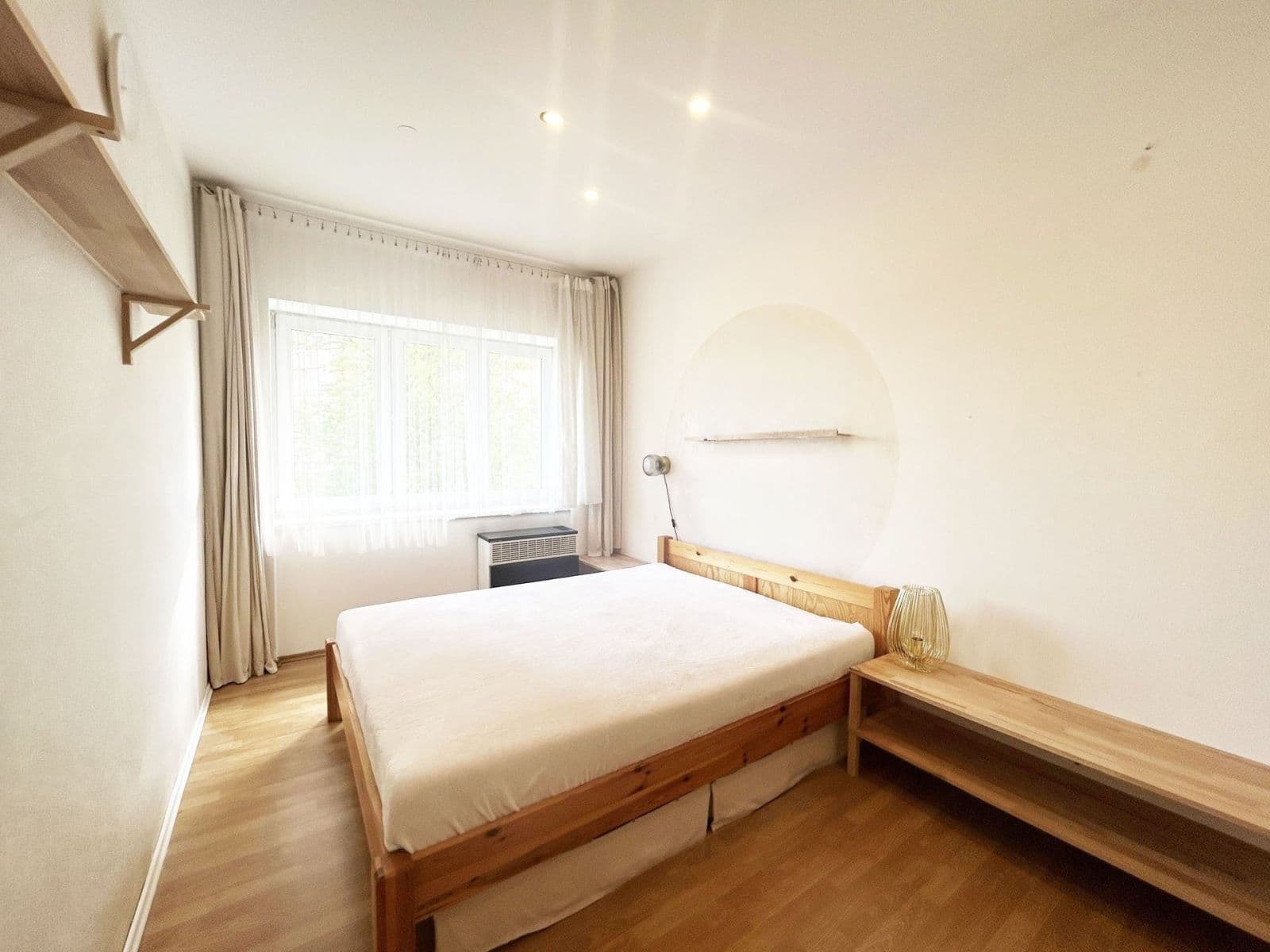 Prenájom bytu 2-izbový 47 m², Jihlavská, Praha, Praha Prenájom bytu 2-izbový 47 m², Jihlavská, Praha, Praha