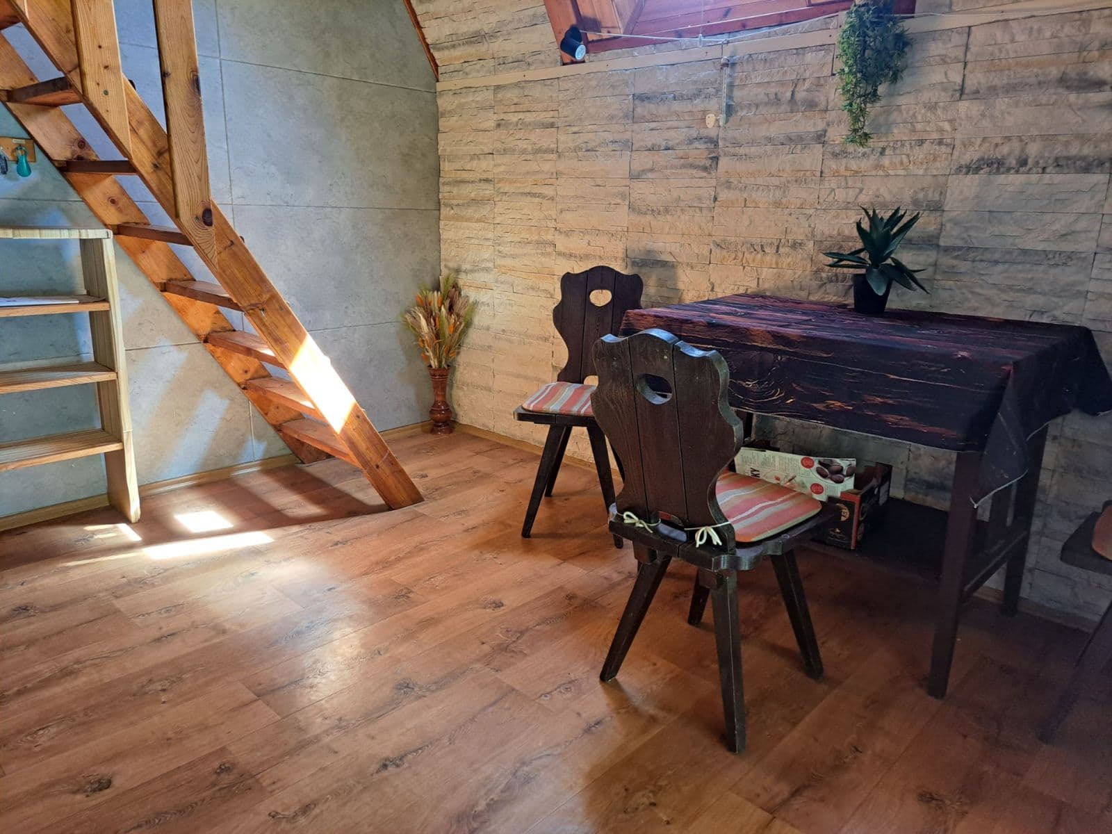Predaj rekreačného objektu 40 m², pozemek 398 m², Pšov, Karlovarský kraj Predaj rekreačného objektu 40 m², pozemek 398 m², Pšov, Karlovarský kraj