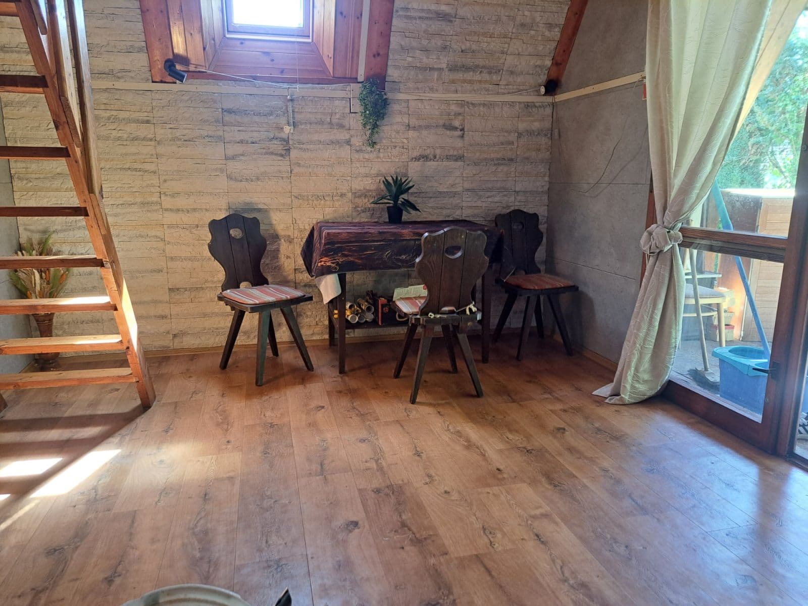 Predaj rekreačného objektu 40 m², pozemek 398 m², Pšov, Karlovarský kraj Predaj rekreačného objektu 40 m², pozemek 398 m², Pšov, Karlovarský kraj