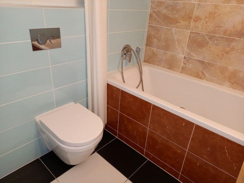 Prenájom bytu 2-izbový 65 m², Šafaříkovy sady, Plzeň, Plzeňský kraj Prenájom bytu 2-izbový 65 m², Šafaříkovy sady, Plzeň, Plzeňský kraj