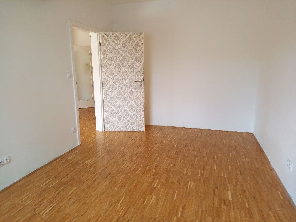 Prenájom bytu 2-izbový 65 m², Šafaříkovy sady, Plzeň, Plzeňský kraj Prenájom bytu 2-izbový 65 m², Šafaříkovy sady, Plzeň, Plzeňský kraj