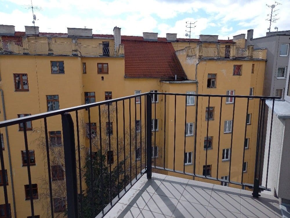 Prenájom bytu 2-izbový 65 m², Šafaříkovy sady, Plzeň, Plzeňský kraj Prenájom bytu 2-izbový 65 m², Šafaříkovy sady, Plzeň, Plzeňský kraj
