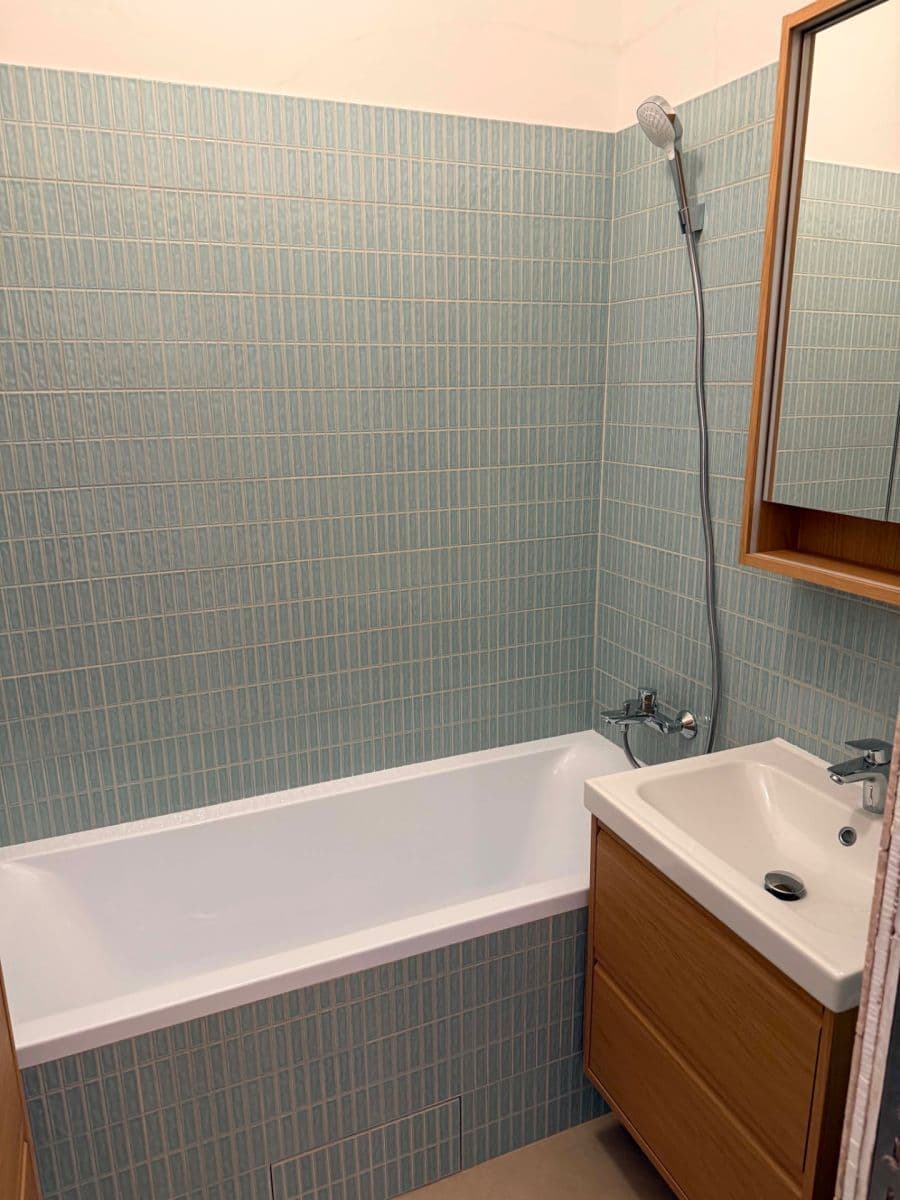 Prenájom bytu 4-izbový 85 m², Záhořanského, Praha, Praha Prenájom bytu 4-izbový 85 m², Záhořanského, Praha, Praha