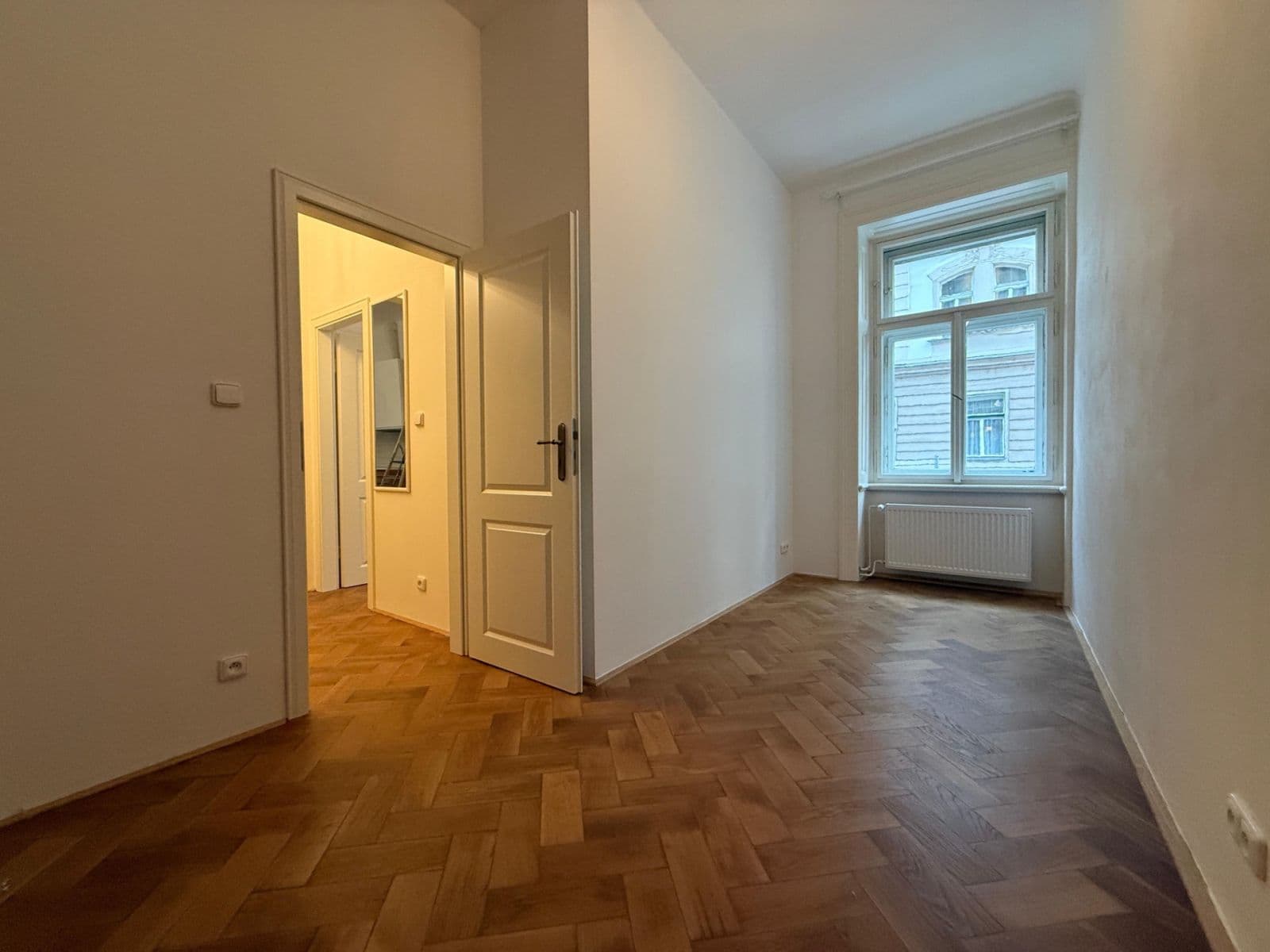 Prenájom bytu 4-izbový 85 m², Záhořanského, Praha, Praha Prenájom bytu 4-izbový 85 m², Záhořanského, Praha, Praha
