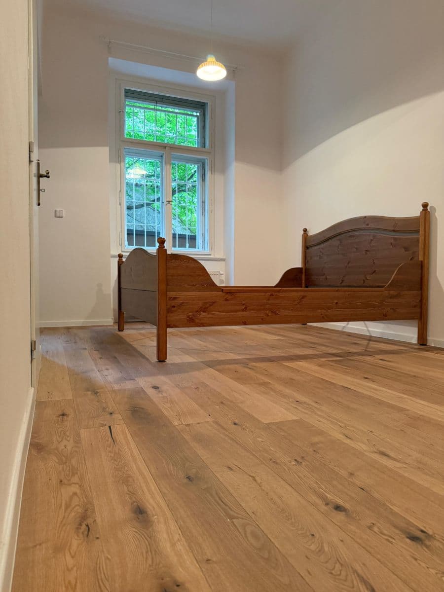 Prenájom bytu 4-izbový 85 m², Záhořanského, Praha, Praha Prenájom bytu 4-izbový 85 m², Záhořanského, Praha, Praha