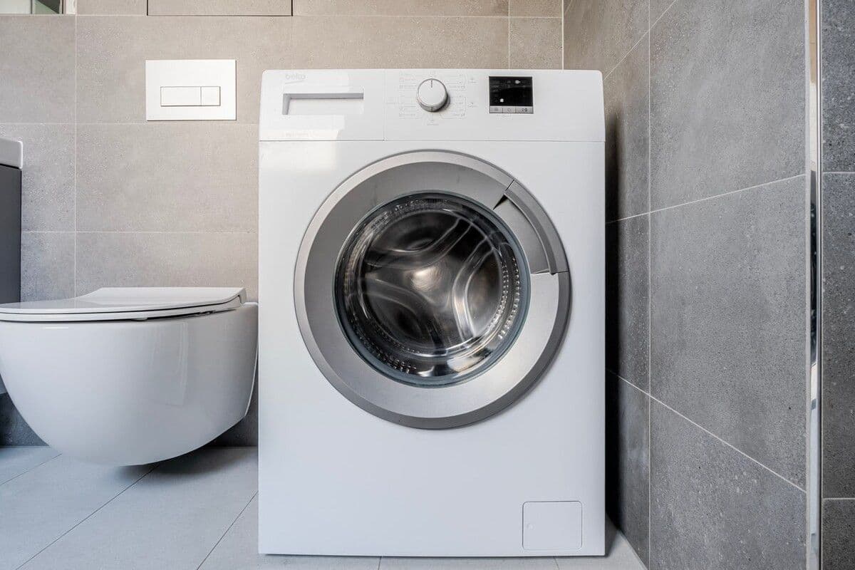 Prenájom bytu 37 m², U Plynárny, Praha, Praha Prenájom bytu 37 m², U Plynárny, Praha, Praha