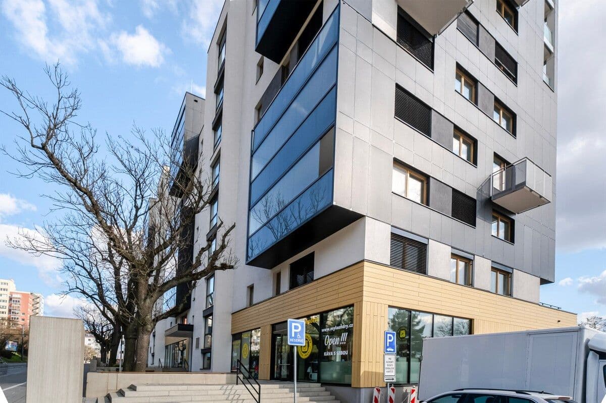 Prenájom bytu 37 m², U Plynárny, Praha, Praha Prenájom bytu 37 m², U Plynárny, Praha, Praha