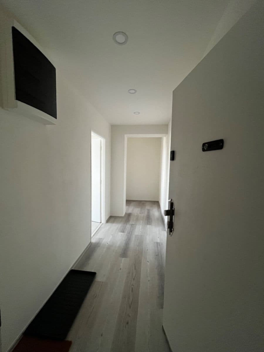 Predaj bytu 3-izbový 81 m², Evropská, Praha, Praha Predaj bytu 3-izbový 81 m², Evropská, Praha, Praha