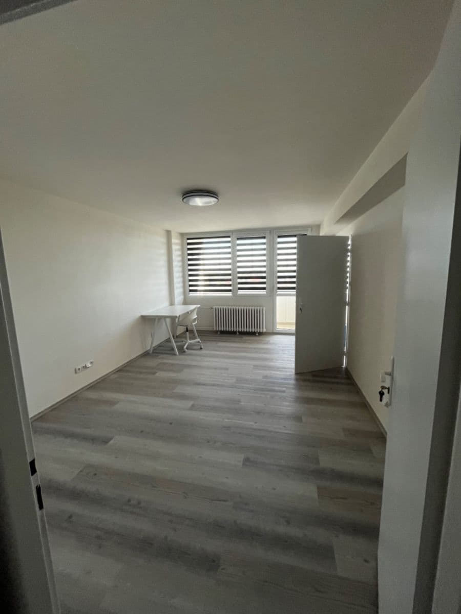 Predaj bytu 3-izbový 81 m², Evropská, Praha, Praha Predaj bytu 3-izbový 81 m², Evropská, Praha, Praha