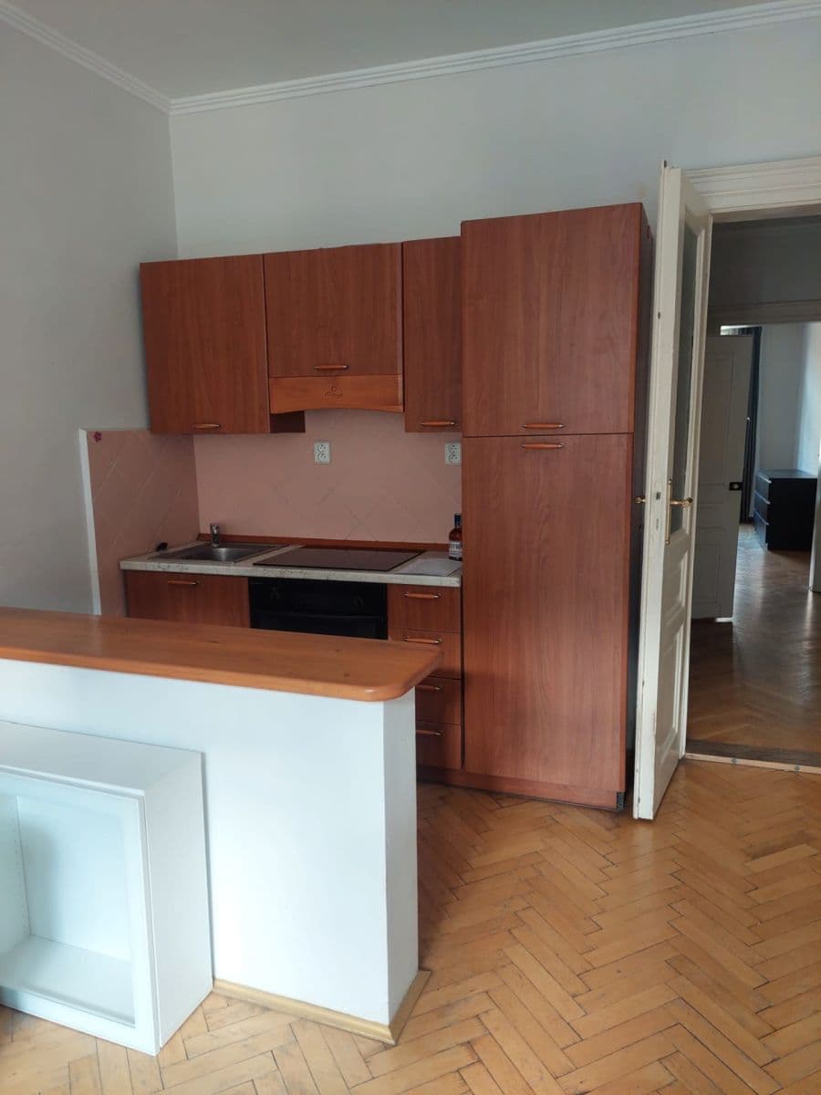 Prenájom bytu 2-izbový 50 m², Na Výtoni, Praha, Praha Prenájom bytu 2-izbový 50 m², Na Výtoni, Praha, Praha