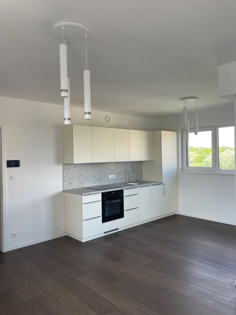 Prenájom bytu 1-izbový 38 m², Hábova, Praha, Praha Prenájom bytu 1-izbový 38 m², Hábova, Praha, Praha