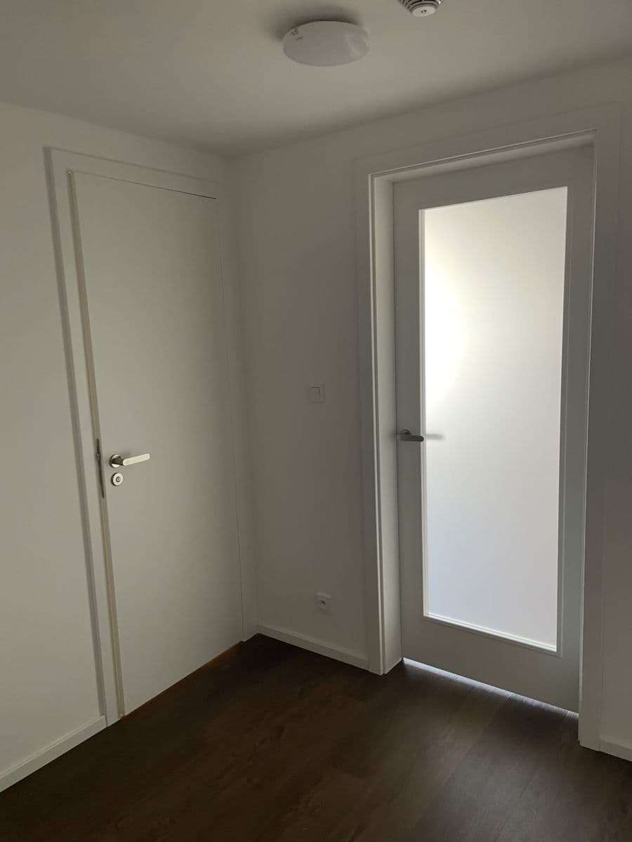 Prenájom bytu 1-izbový 38 m², Hábova, Praha, Praha Prenájom bytu 1-izbový 38 m², Hábova, Praha, Praha