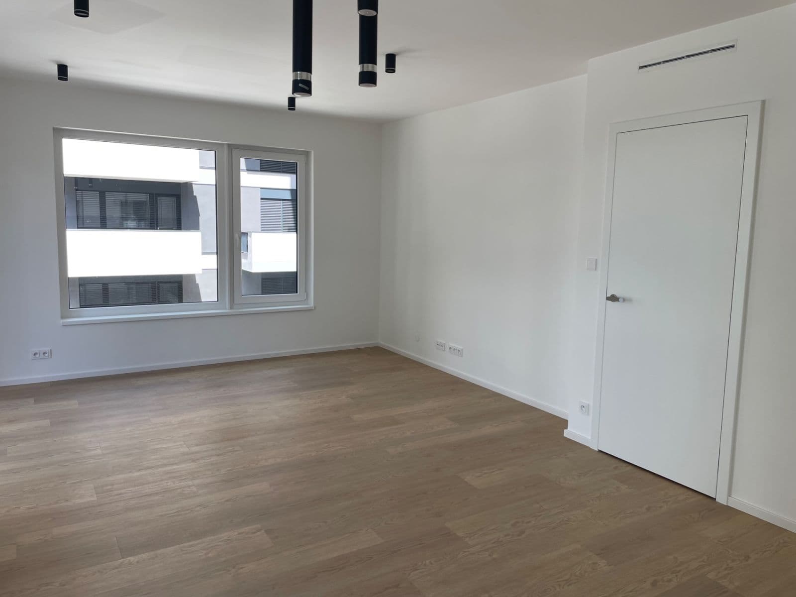 Prenájom bytu 2-izbový 73 m², Hábova, Praha, Praha Prenájom bytu 2-izbový 73 m², Hábova, Praha, Praha