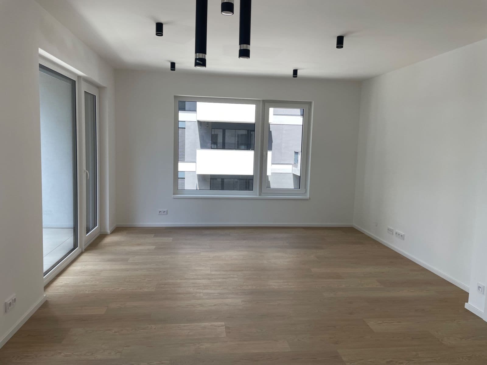 Prenájom bytu 2-izbový 73 m², Hábova, Praha, Praha Prenájom bytu 2-izbový 73 m², Hábova, Praha, Praha