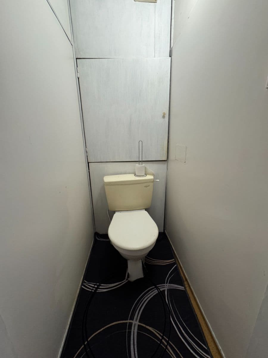 Predaj bytu 2-izbový 47 m², Kozmíkova, Praha, Praha Predaj bytu 2-izbový 47 m², Kozmíkova, Praha, Praha