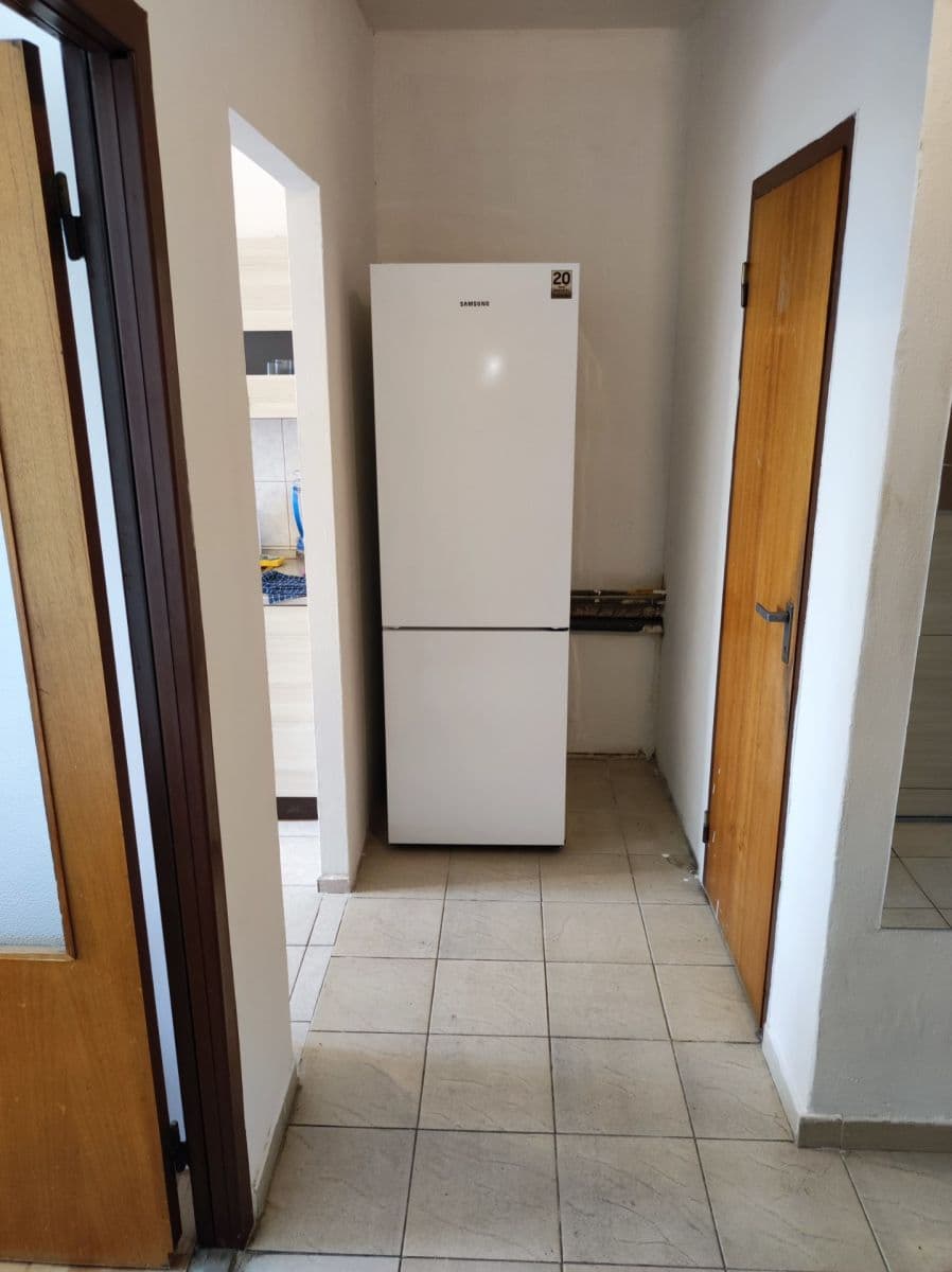 Prenájom bytu 3-izbový 74 m², Rovniankova, Petržalka, Bratislavský kraj Prenájom bytu 3-izbový 74 m², Rovniankova, Petržalka, Bratislavský kraj