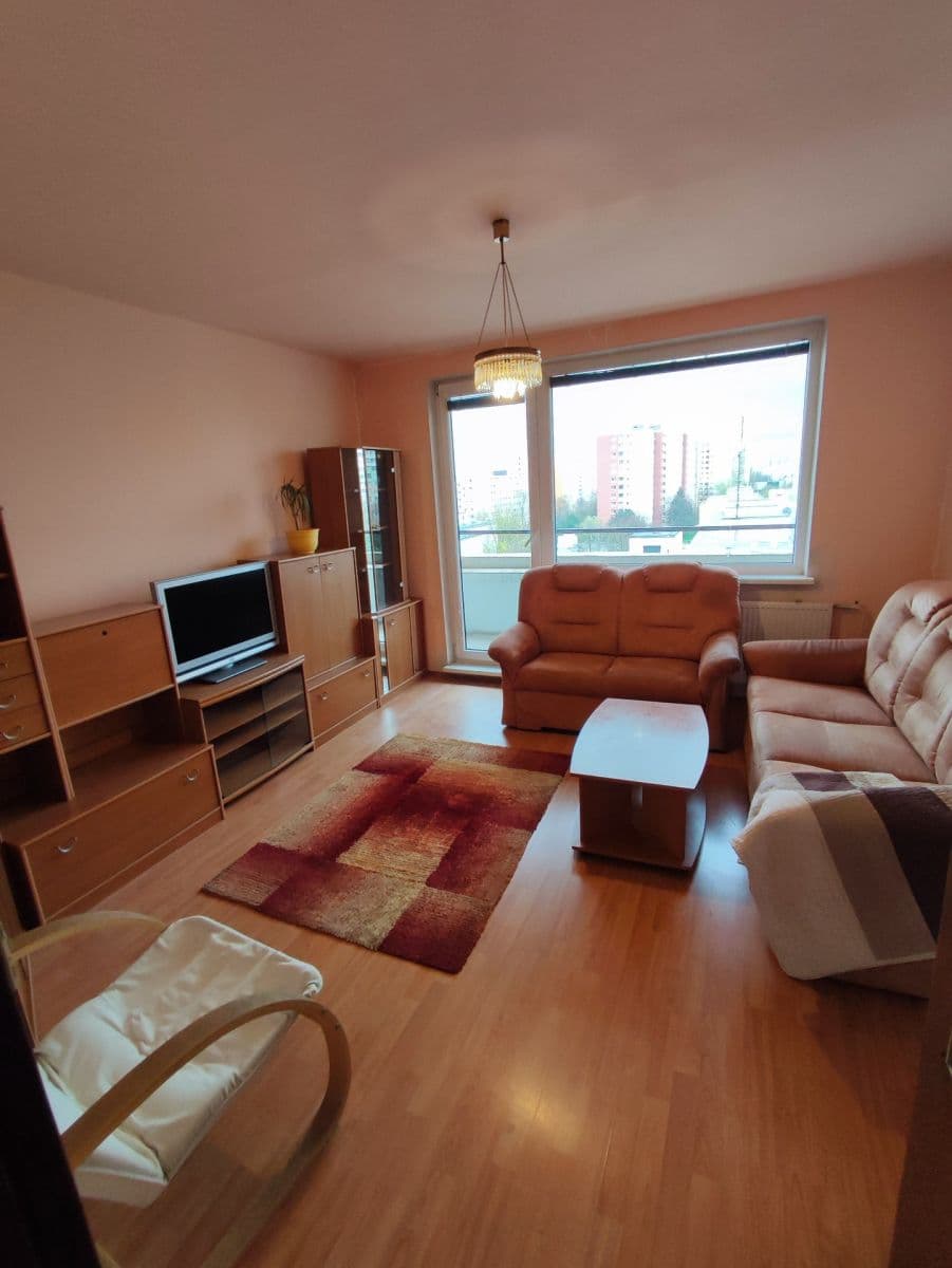 Prenájom bytu 3-izbový 74 m², Rovniankova, Petržalka, Bratislavský kraj Prenájom bytu 3-izbový 74 m², Rovniankova, Petržalka, Bratislavský kraj