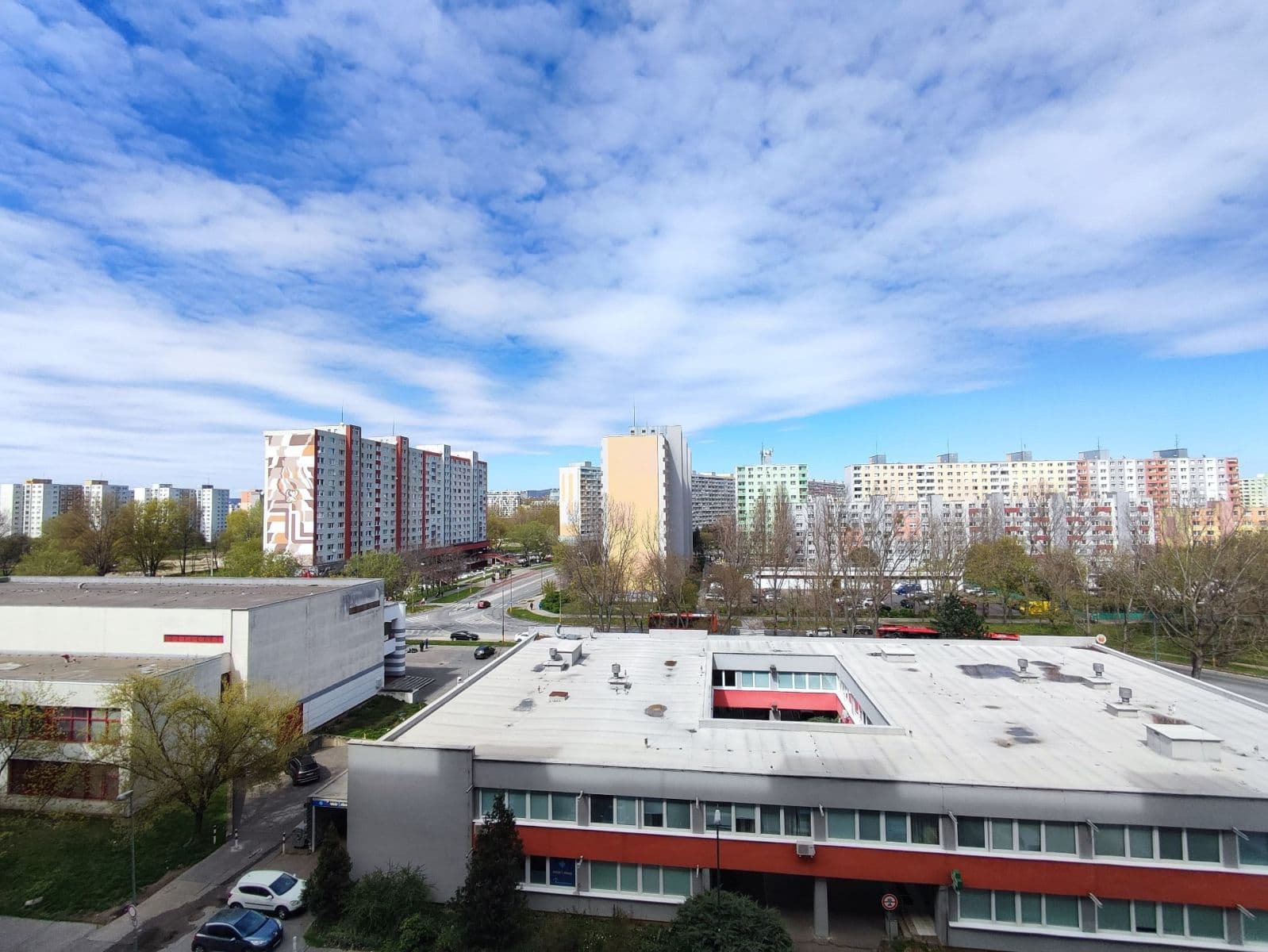 Prenájom bytu 3-izbový 74 m², Rovniankova, Petržalka, Bratislavský kraj Prenájom bytu 3-izbový 74 m², Rovniankova, Petržalka, Bratislavský kraj