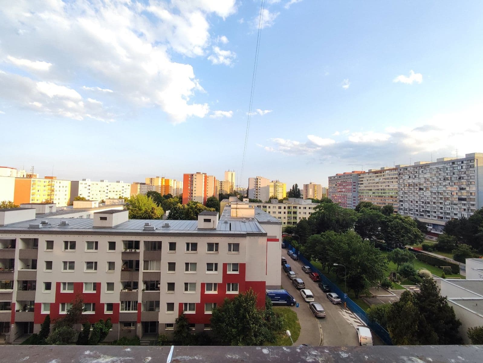 Prenájom bytu 3-izbový 74 m², Rovniankova, Petržalka, Bratislavský kraj Prenájom bytu 3-izbový 74 m², Rovniankova, Petržalka, Bratislavský kraj