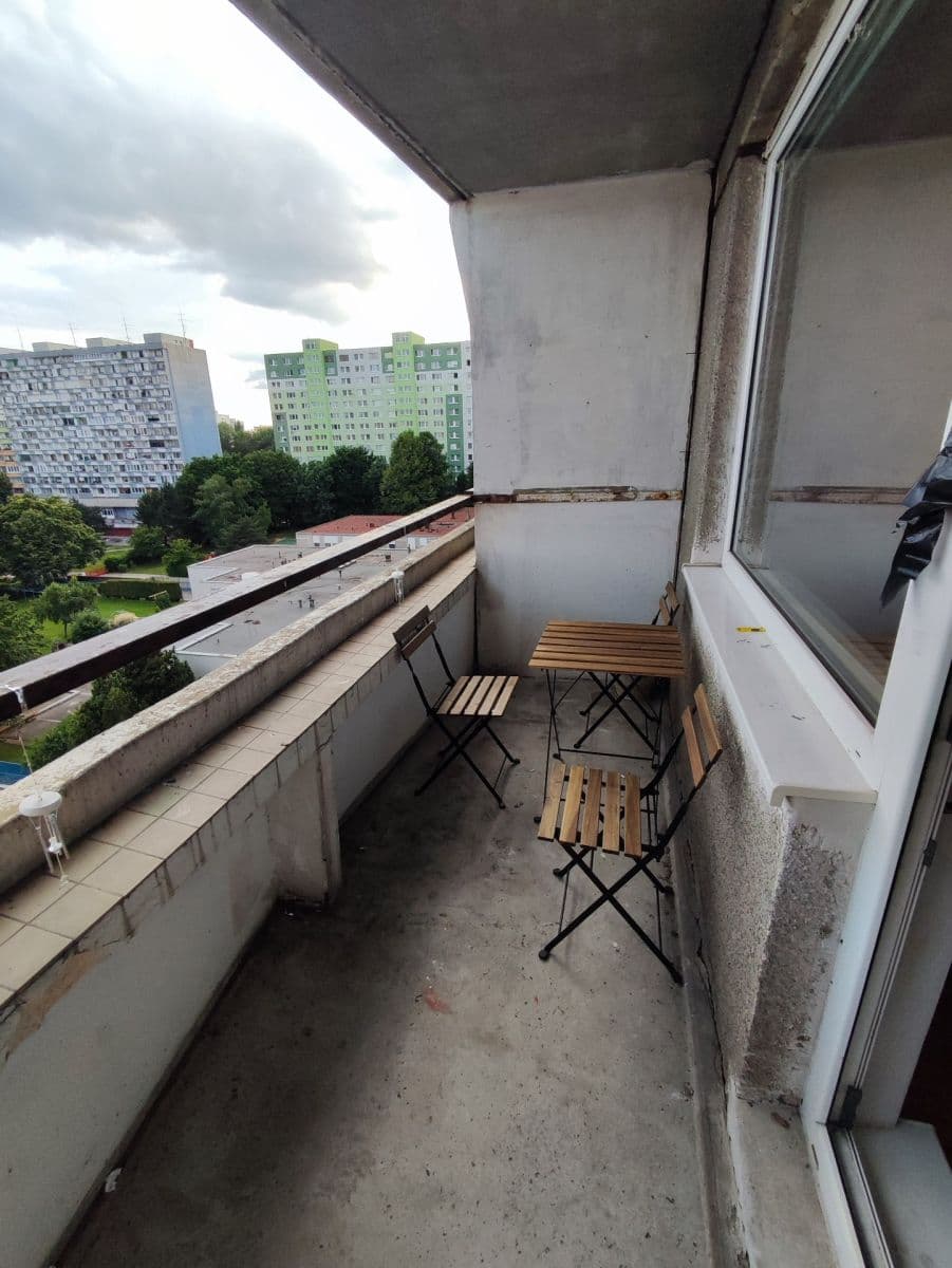 Prenájom bytu 3-izbový 74 m², Rovniankova, Petržalka, Bratislavský kraj Prenájom bytu 3-izbový 74 m², Rovniankova, Petržalka, Bratislavský kraj